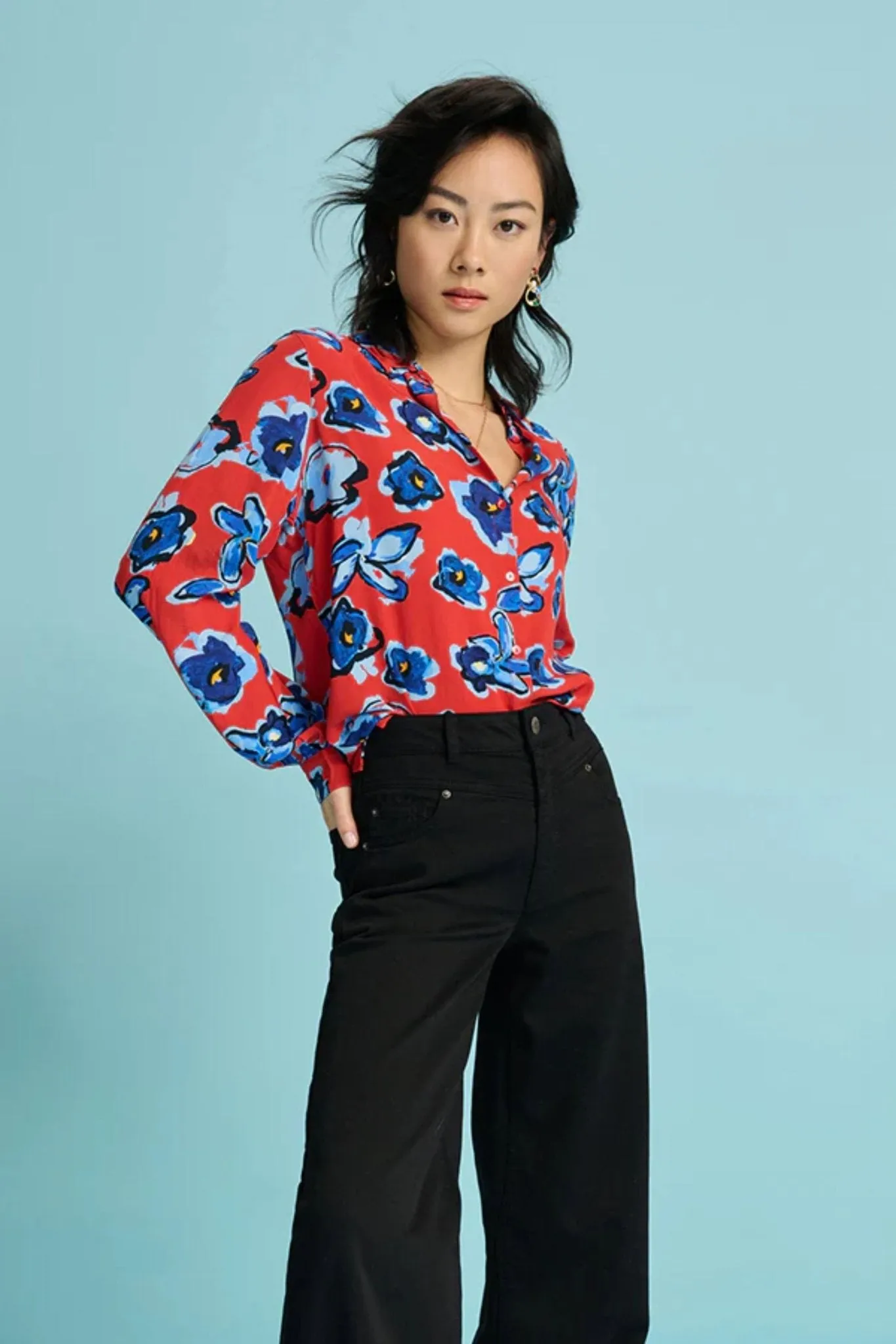 MILA FLOWER BLOUSE - SP7463