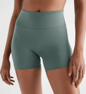 Women's High-Rise Sleek Short 4"